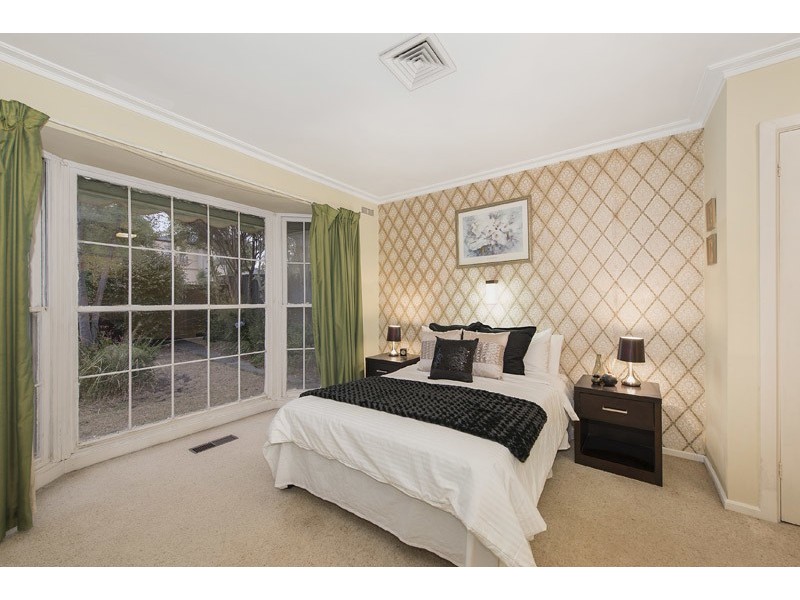 35 Orchard Street, Glen Waverley VIC 3150