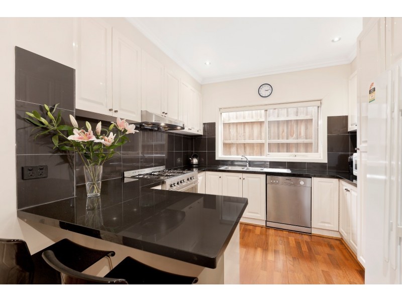 2/123 Bogong Avenue, Glen Waverley VIC 3150