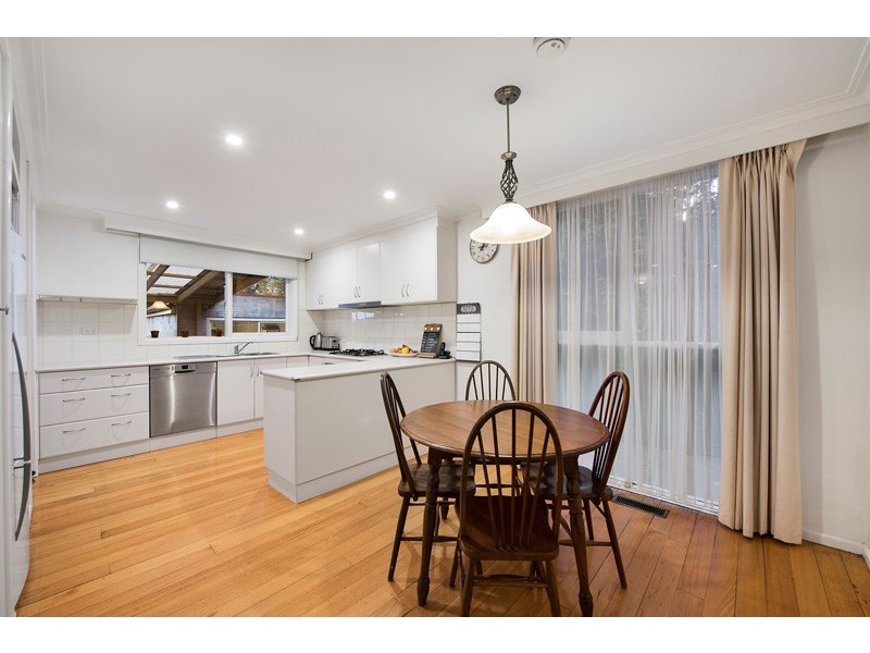 27 Westerfield Drive, Notting Hill VIC 3168