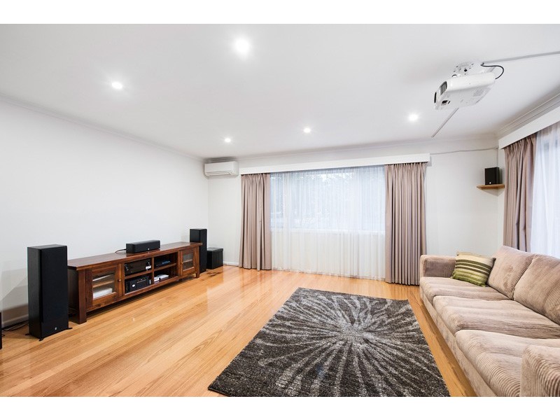 27 Westerfield Drive, Notting Hill VIC 3168