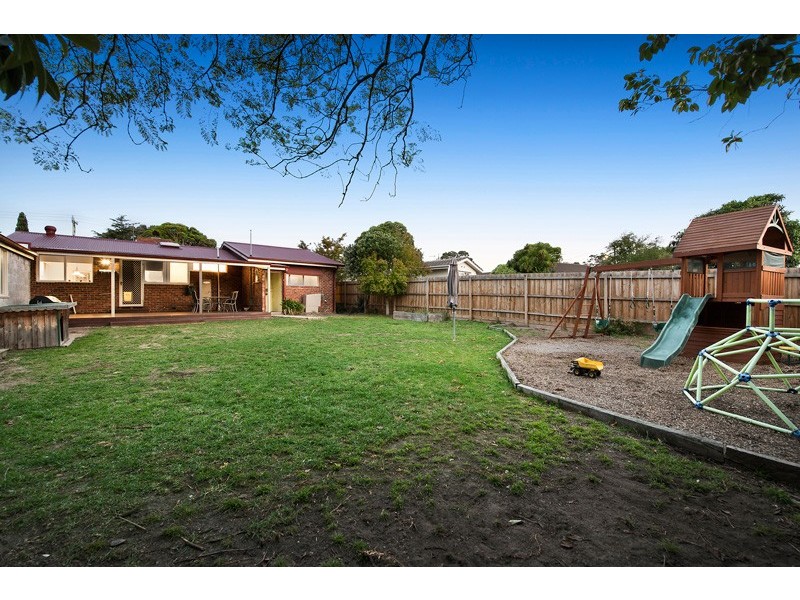 27 Westerfield Drive, Notting Hill VIC 3168