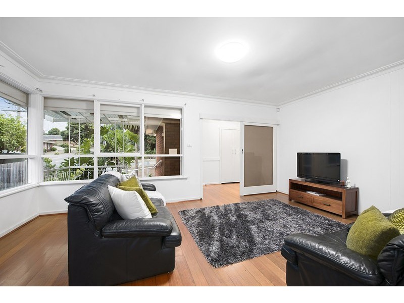 62 Ivanhoe Street, Glen Waverley VIC 3150