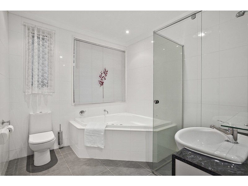 42 Torwood Avenue, Glen Waverley VIC 3150