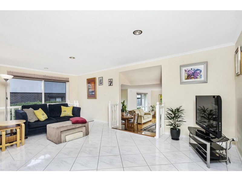 229 Outlook Drive, Dandenong North VIC 3175