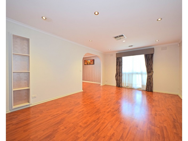 37 Hartland Road, Vermont South VIC 3133