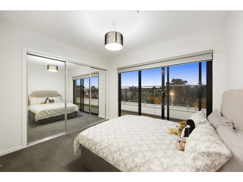 303/29-31 Swindon Road, Hughesdale VIC 3166
