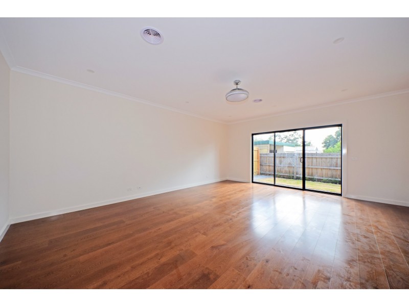 38 Yorkshire Street, Blackburn North VIC 3130