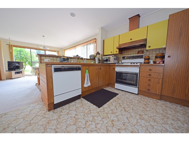25 Saniky Street, Notting Hill VIC 3168