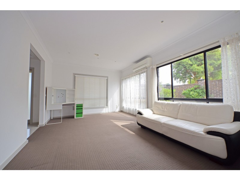 1/18 Hunter Street, Glen Waverley VIC 3150