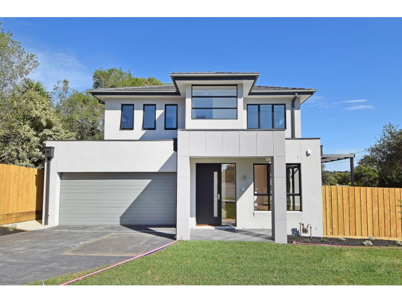 243 Gallaghers Road, Glen Waverley VIC 3150
