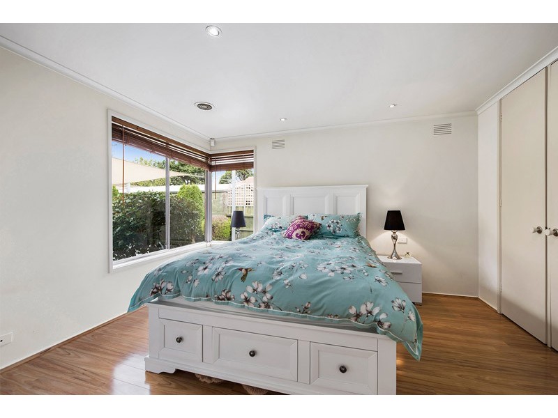 18 Netherby Avenue, Wheelers Hill VIC 3150