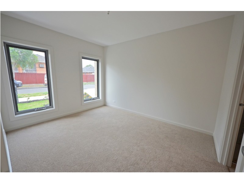 57 Delmore Crescent, Glen Waverley VIC 3150