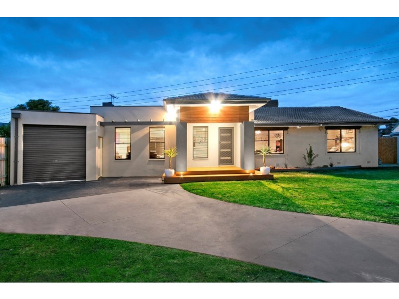 2 Marina Court, Notting Hill VIC 3168