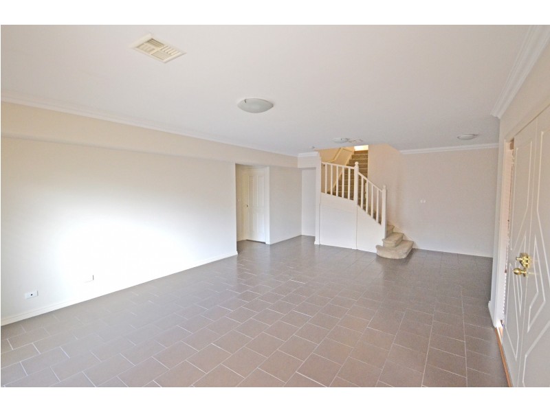 2/343 High Street Road, Mount Waverley VIC 3149