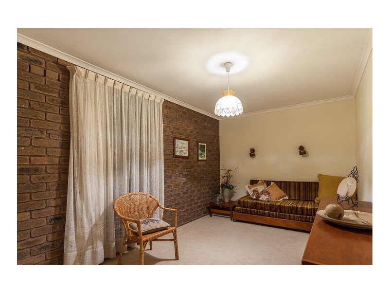 17 Roslyn Court, Dandenong North VIC 3175