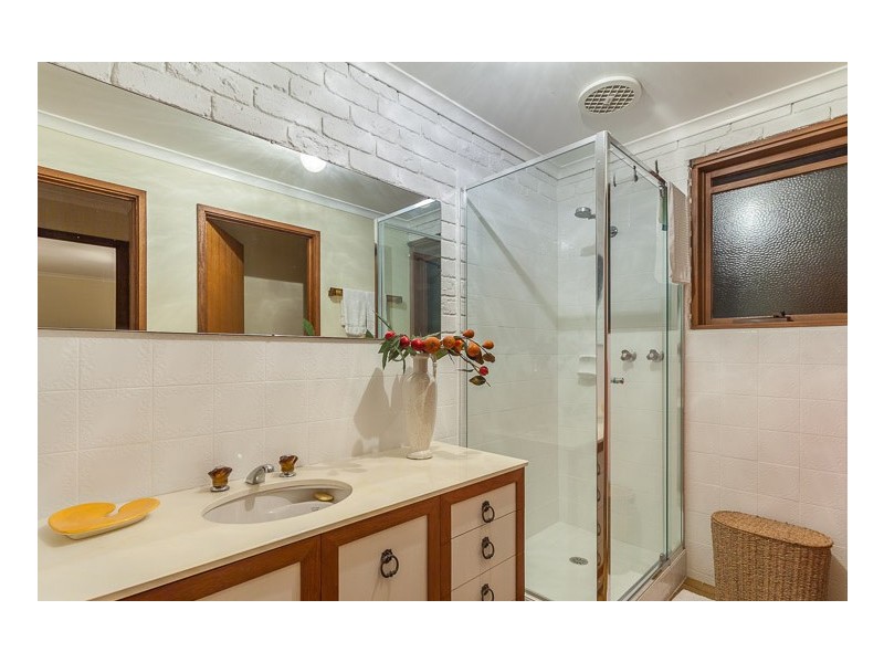 17 Roslyn Court, Dandenong North VIC 3175