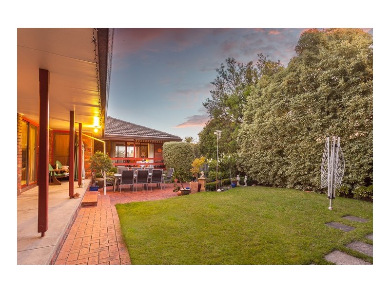 17 Roslyn Court, Dandenong North VIC 3175