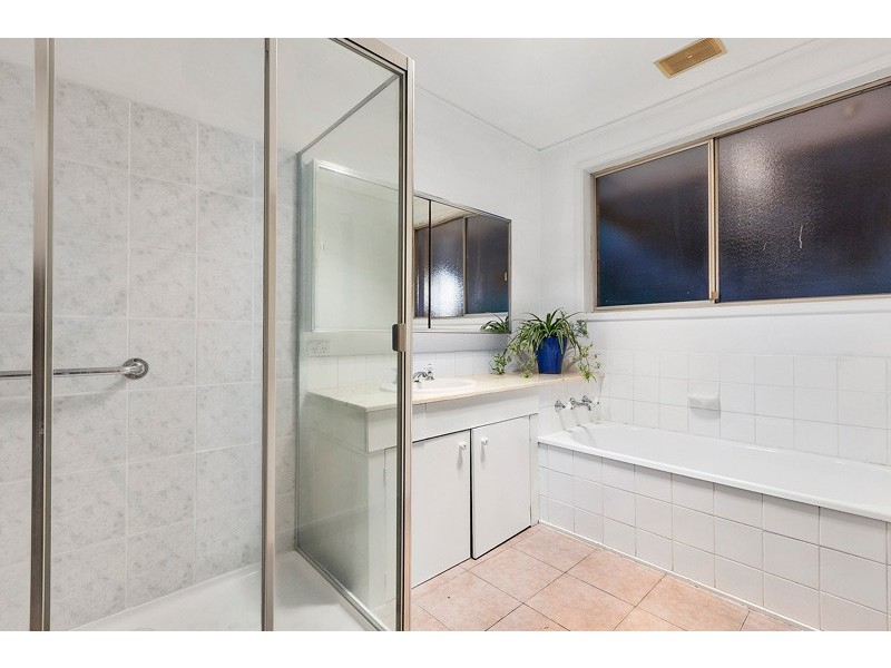 38 Samada Street, Notting Hill VIC 3168