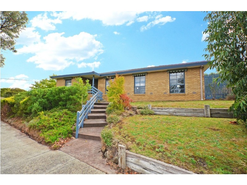 115 Weeden Drive, Vermont South VIC 3133