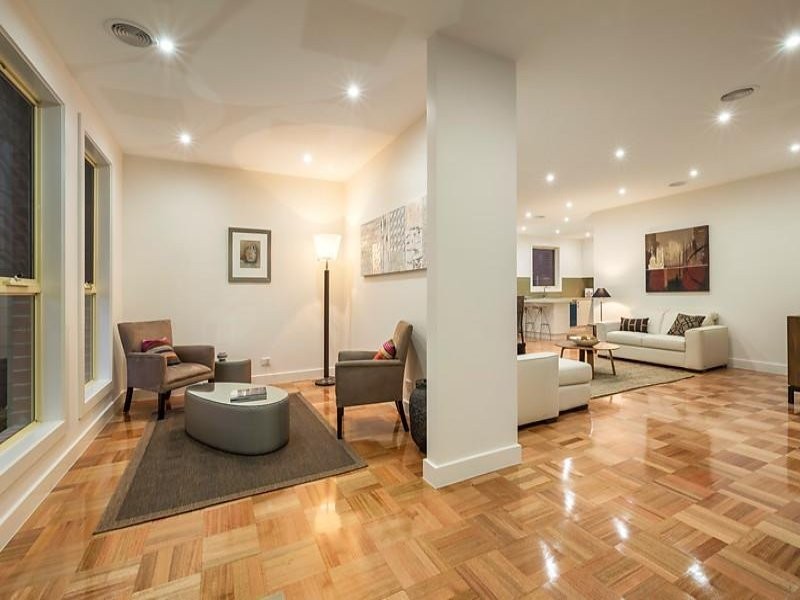 1/5 Darcy Court, Notting Hill VIC 3168