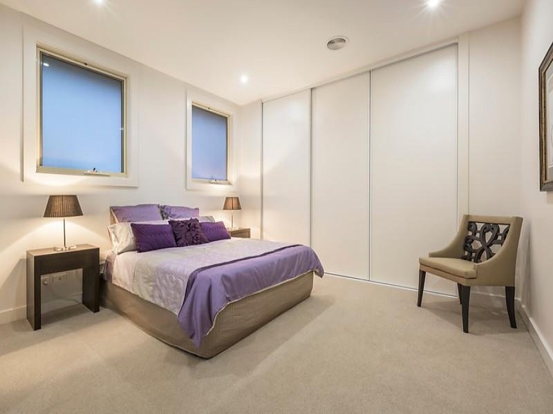 1/5 Darcy Court, Notting Hill VIC 3168