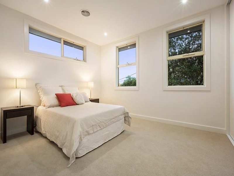 1/5 Darcy Court, Notting Hill VIC 3168