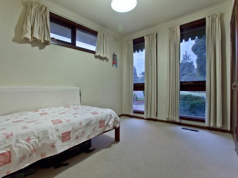 8 Timmins Court, Wheelers Hill VIC 3150