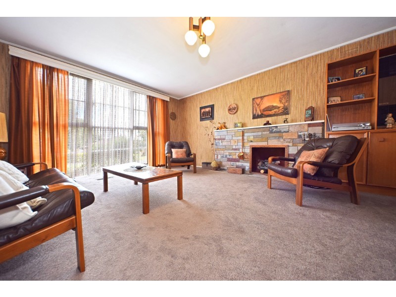 25 Saniky Street, Notting Hill VIC 3168