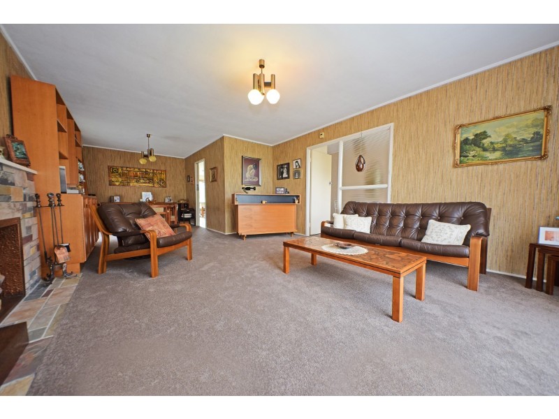 25 Saniky Street, Notting Hill VIC 3168