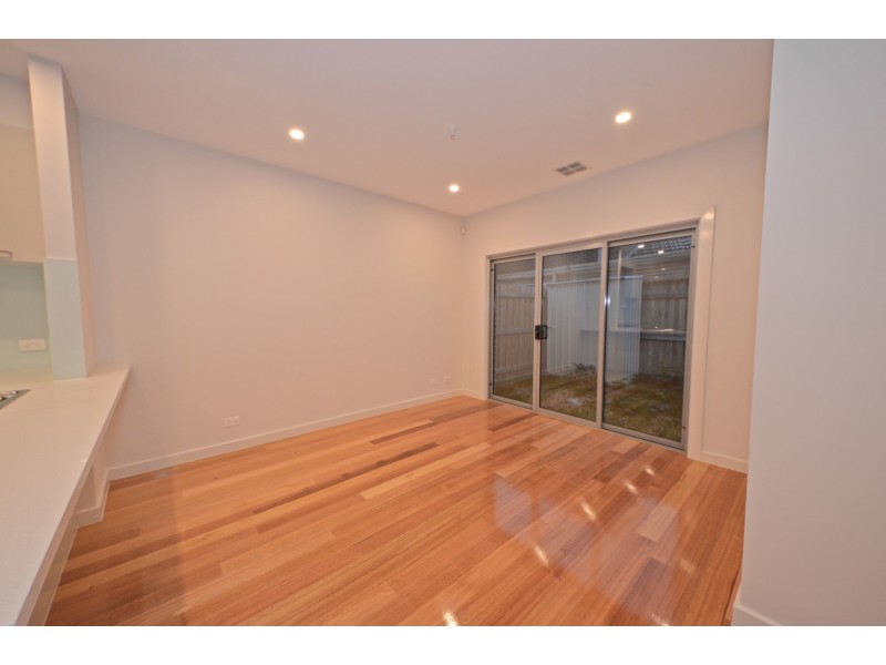 53 Delmore Crescent, Glen Waverley VIC 3150