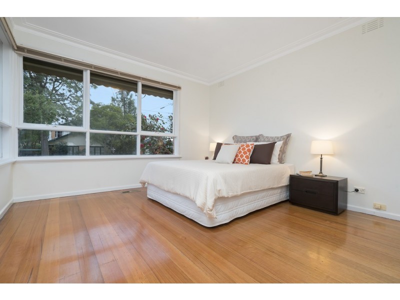 2 Warrina Court, Burwood East VIC 3151