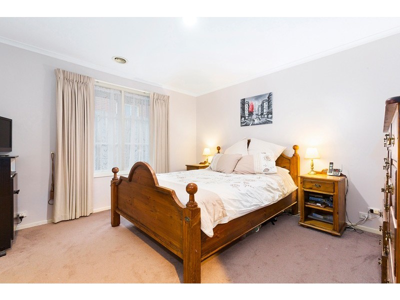 19 Clauscen Drive, Rowville VIC 3178