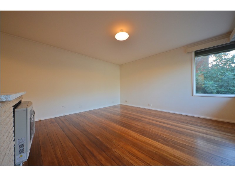 21 Akuna Avenue, Notting Hill VIC 3168