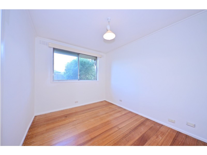 21 Akuna Avenue, Notting Hill VIC 3168