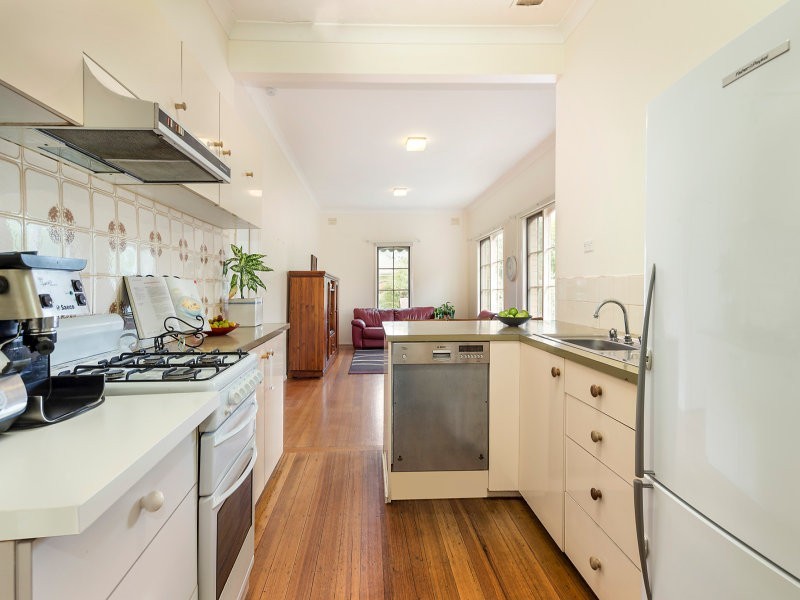 31 Narrak Road, Balwyn VIC 3103