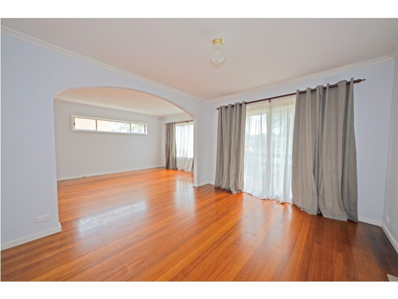 31 Kincumber Drive, Glen Waverley VIC 3150