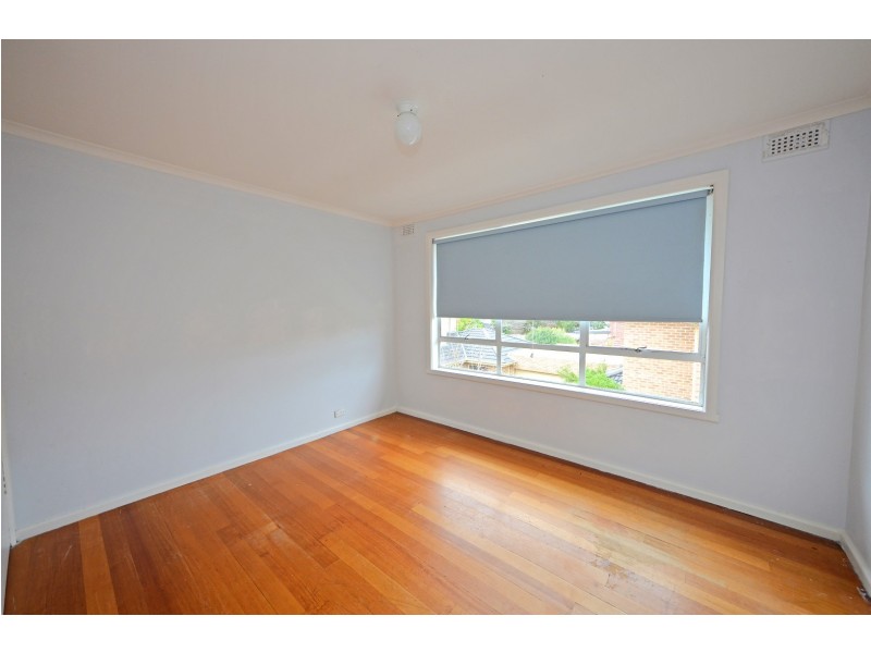 31 Kincumber Drive, Glen Waverley VIC 3150