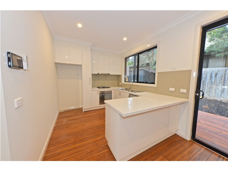 51 Driftwood Drive, Glen Waverley VIC 3150