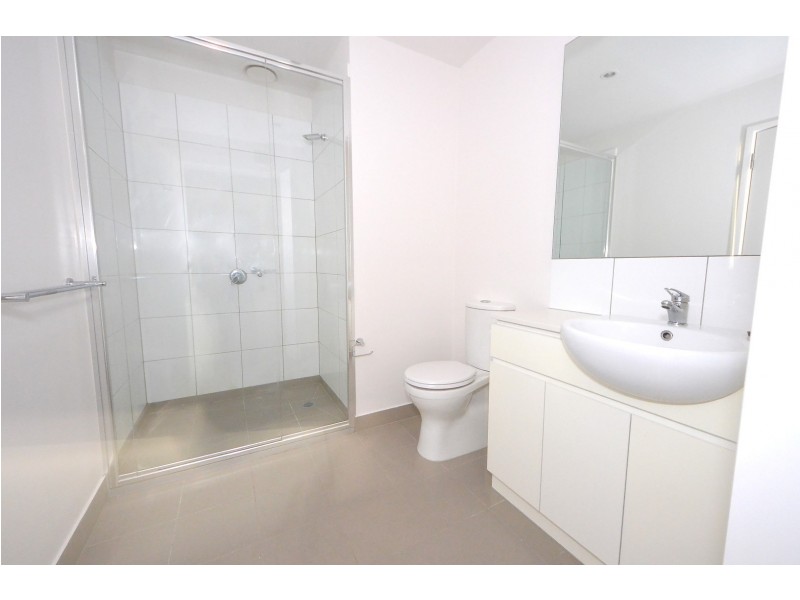 211/8 Power Avenue, Ashwood VIC 3147