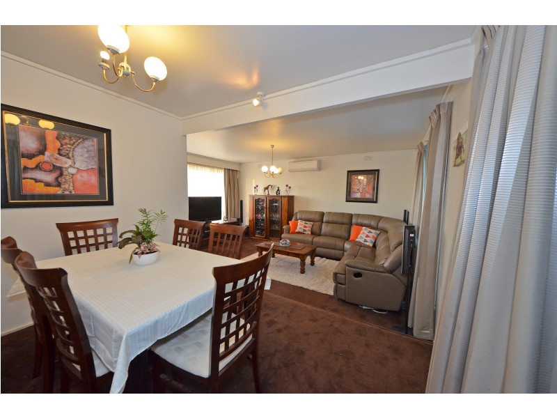 21 Somerset Drive, Dandenong North VIC 3175