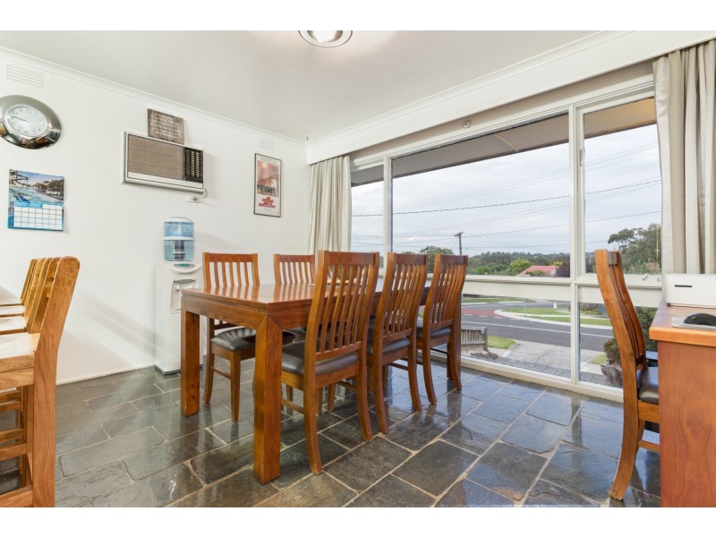 21 Somerset Drive, Dandenong North VIC 3175