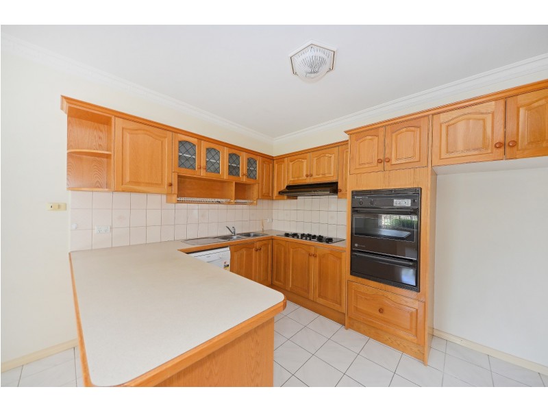 1/6 Hinkler Road, Glen Waverley VIC 3150