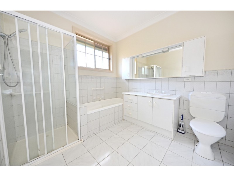 1/6 Hinkler Road, Glen Waverley VIC 3150