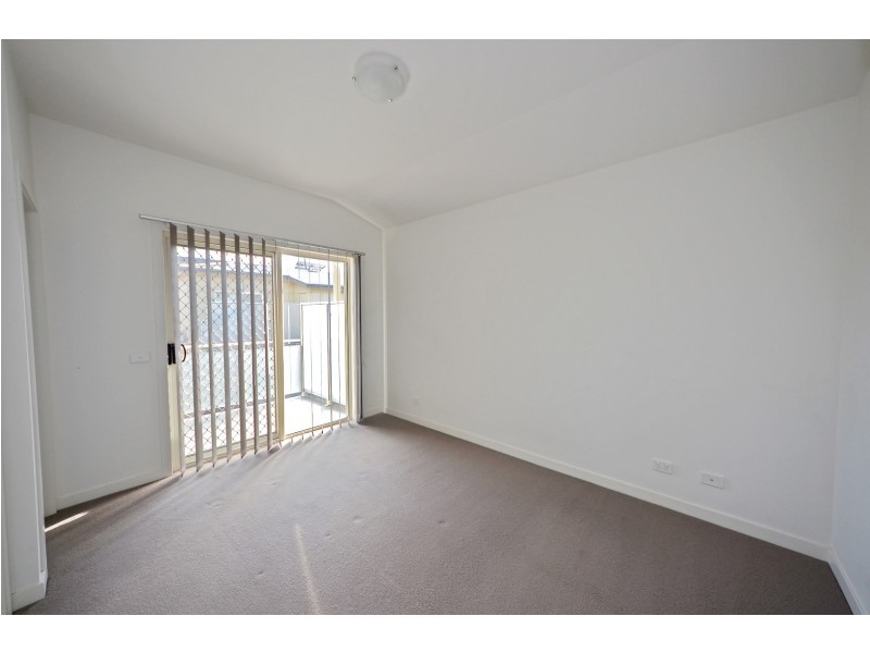 4/43-45 Winbirra Parade, Ashwood VIC 3147