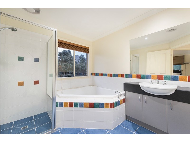 63 Jells Road, Wheelers Hill VIC 3150