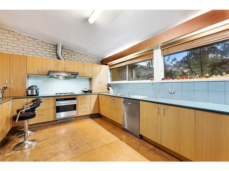 6 Fairview Avenue, Wheelers Hill VIC 3150