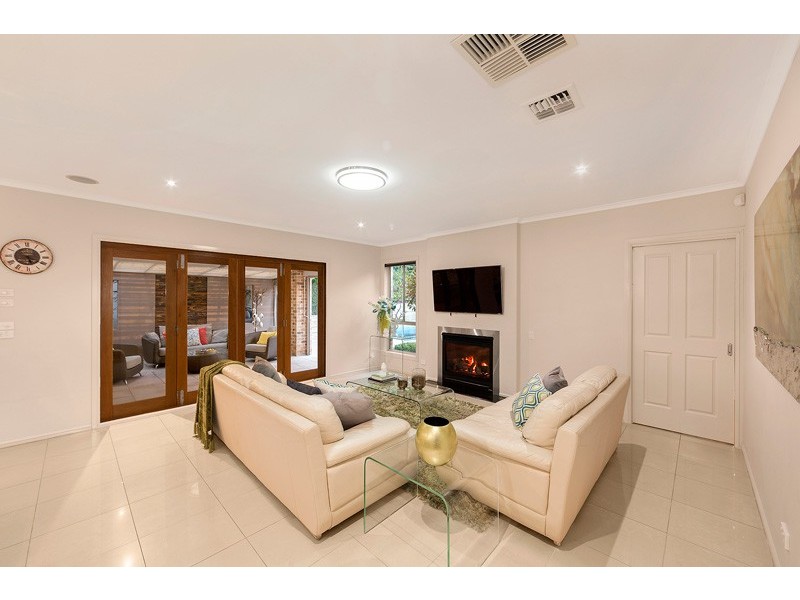 5 Jells Road, Wheelers Hill VIC 3150