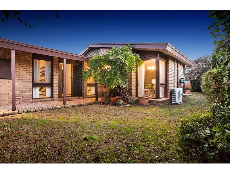 24 Stableford Avenue, Glen Waverley VIC 3150