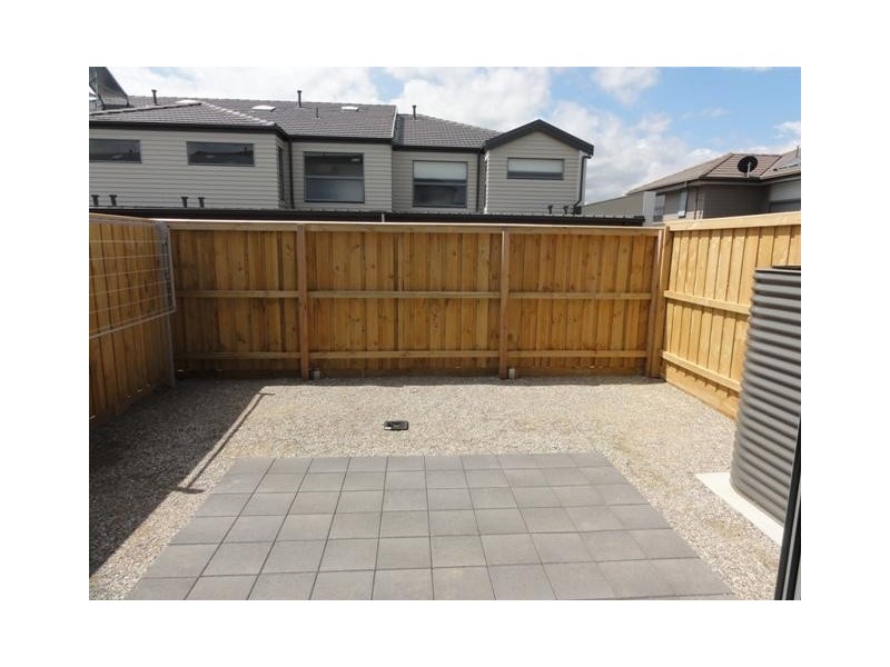 24 Richmond Circuit, Mulgrave VIC 3170