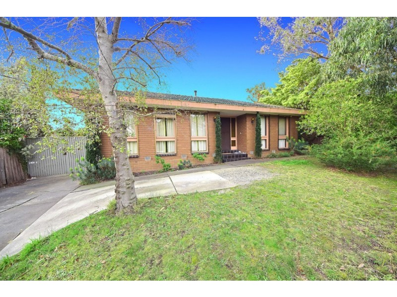 3 Bunker Crescent, Glen Waverley VIC 3150